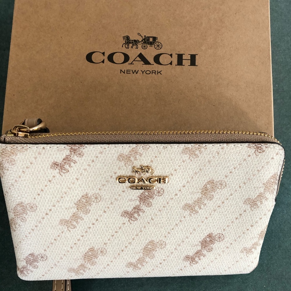 Coach